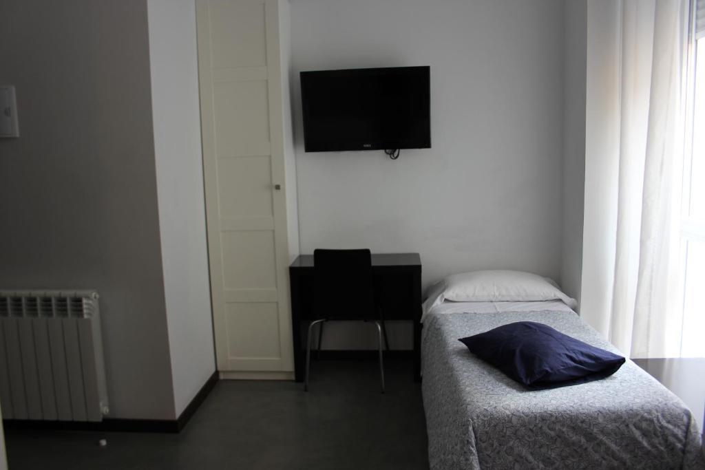 Hostal Cibeles Madrid Esterno foto