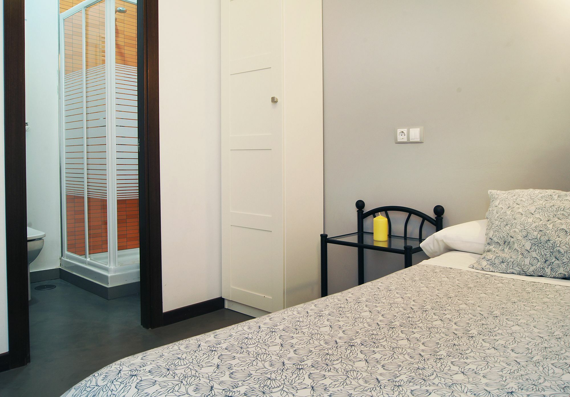 Hostal Cibeles Madrid Esterno foto